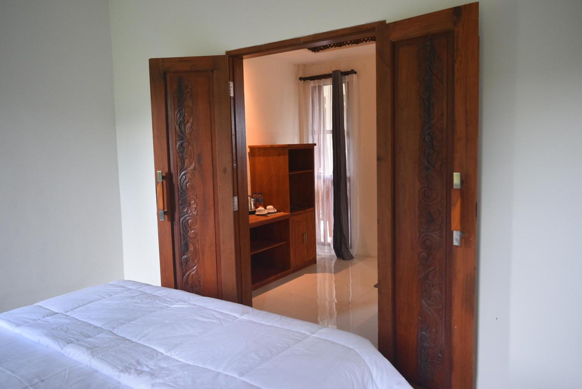 Ketut Joglo Guest House Nusa Dua  Exterior photo