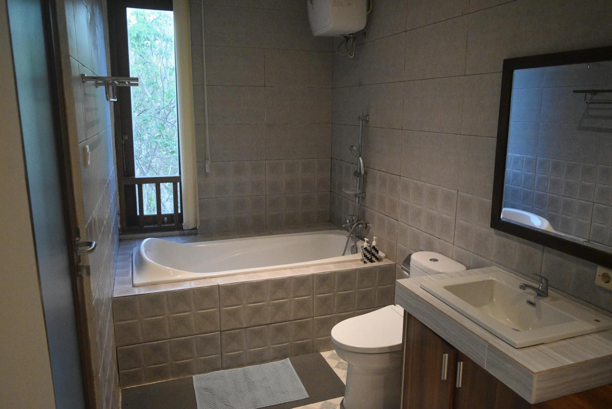 Ketut Joglo Guest House Nusa Dua  Exterior photo